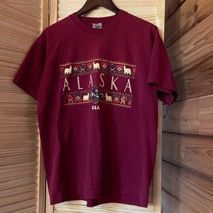 📦 SHIPS FREE! Vtg Single Stitch Alaska Tee